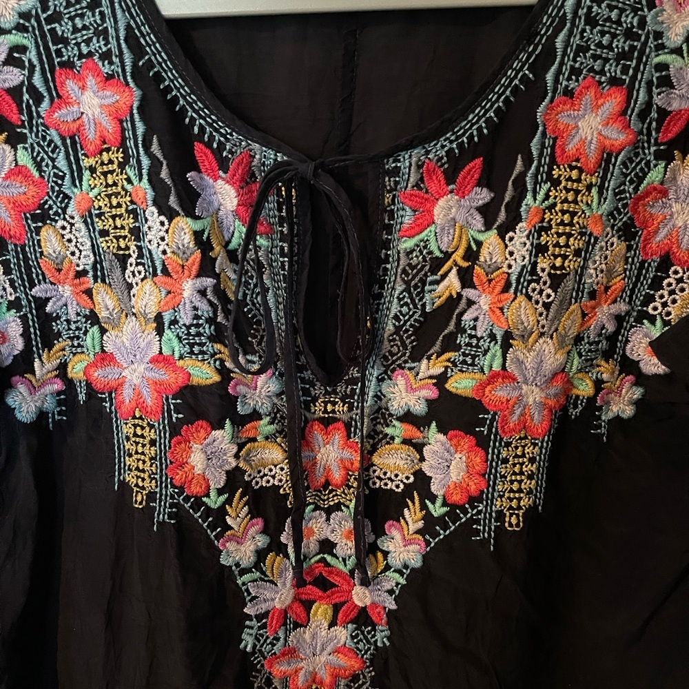 Johnny Was Black Embroidered Tunic with Pink Accents - Picture 3 of 6